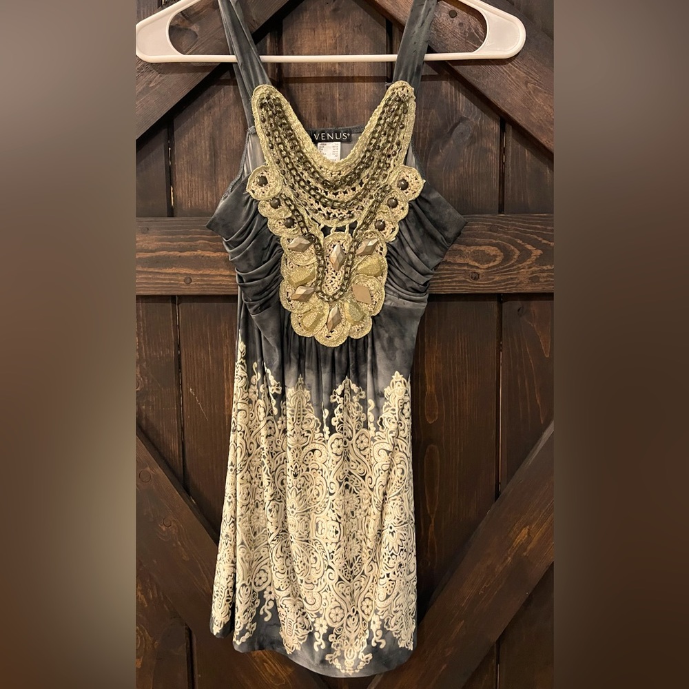 Sleeveless Tunic Tank